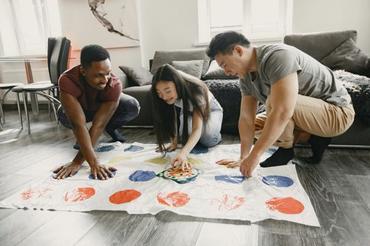  Vương quốc trò chơi 